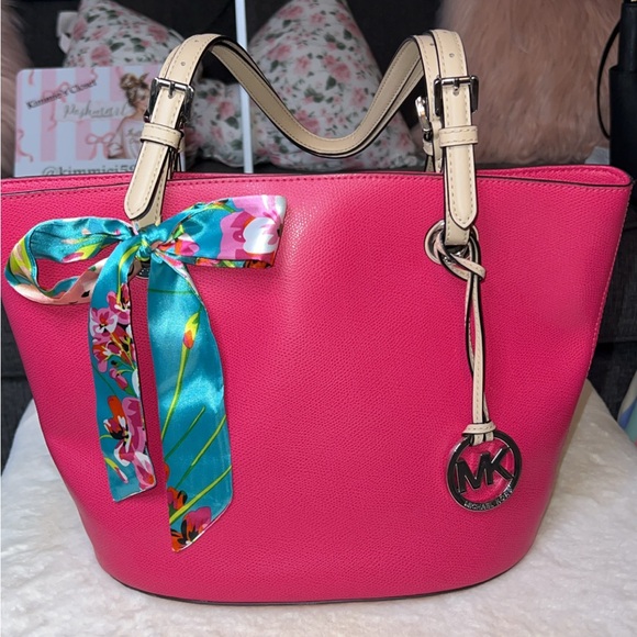 Michael Kors Handbags - Michael Kors Raspberry Pink Tote with Floral Scarf 🩷